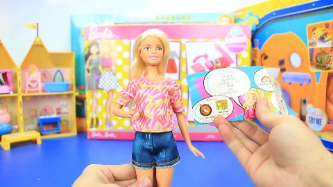 芭比娃娃旅游套装 去泰国享受阳光和沙滩