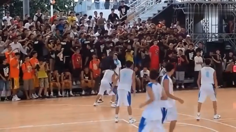 詹姆斯2018季后赛8场得分40+混剪集锦!单赛季