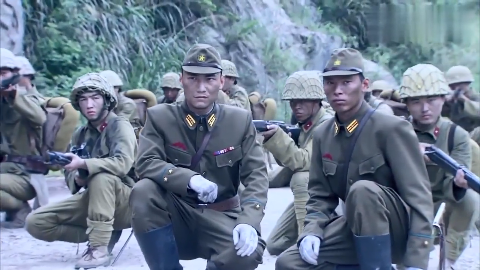 八路女特工队个个都身怀绝技,小鬼子的特务算