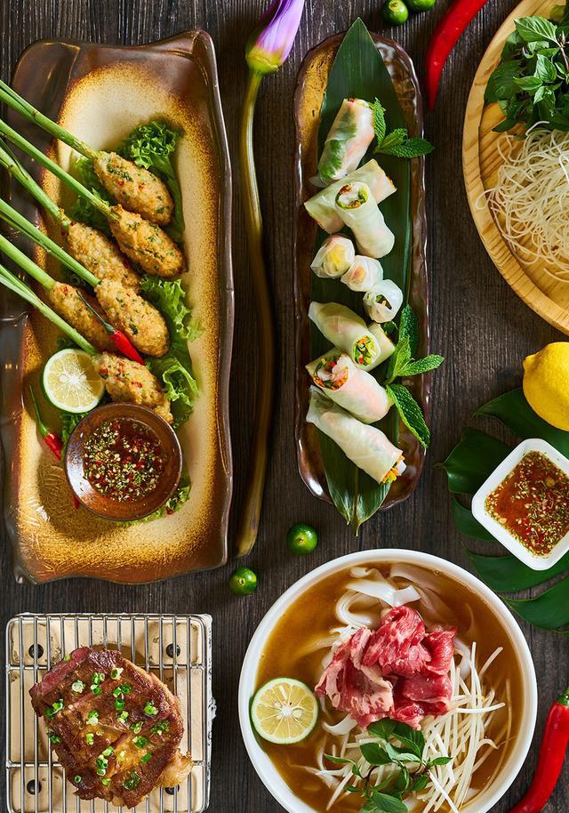 河内jw万豪大厨助阵上海静安瑞吉酒店越南美食节