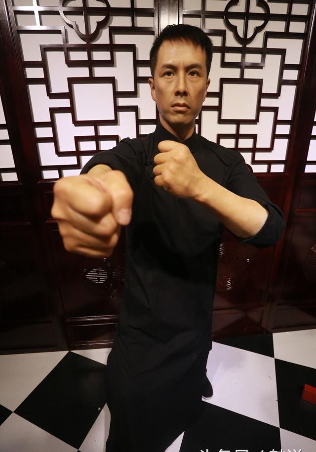 李小龙已逝李连杰成龙已老,李晋吴京能成为下一个国际功夫巨星!