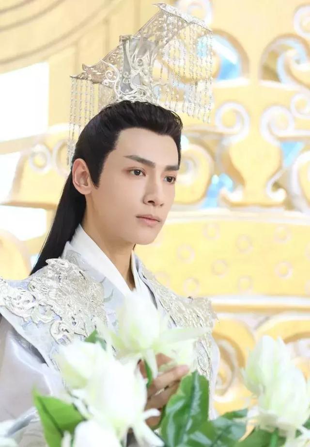 香蜜沉沉烬如霜润玉结局令人心疼被穷奇反噬渴望一死