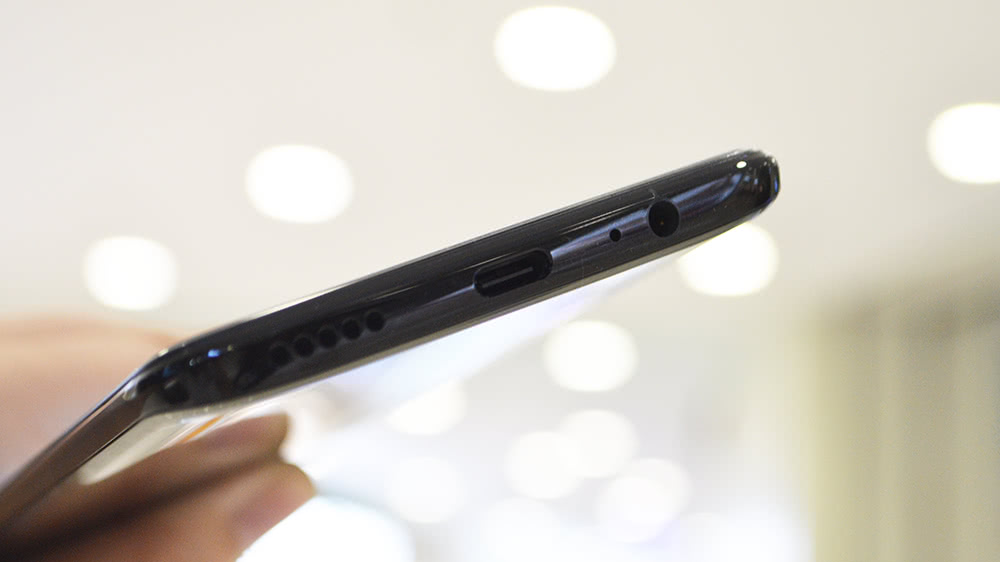 一加6评测:绅士的外表?凶狠的内核?西装暴徒不