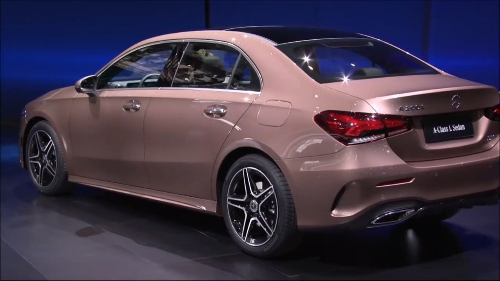 2019款奔驰A200L亮相北京车展,看完后买不买