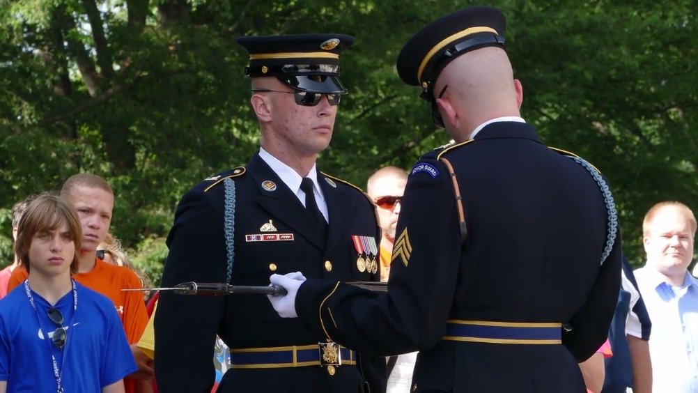 阿林顿国家公墓的美军仪仗队换岗