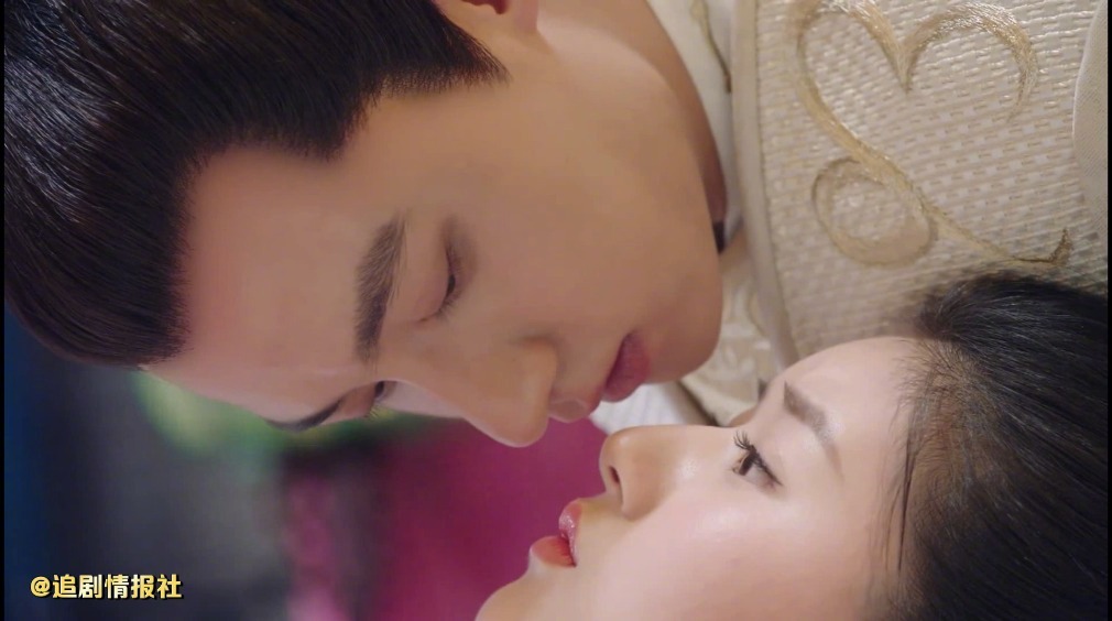 赵露思谷嘉诚【《哦我的皇帝陛下2》:菲菲喝醉酒被皇上公主抱去开房