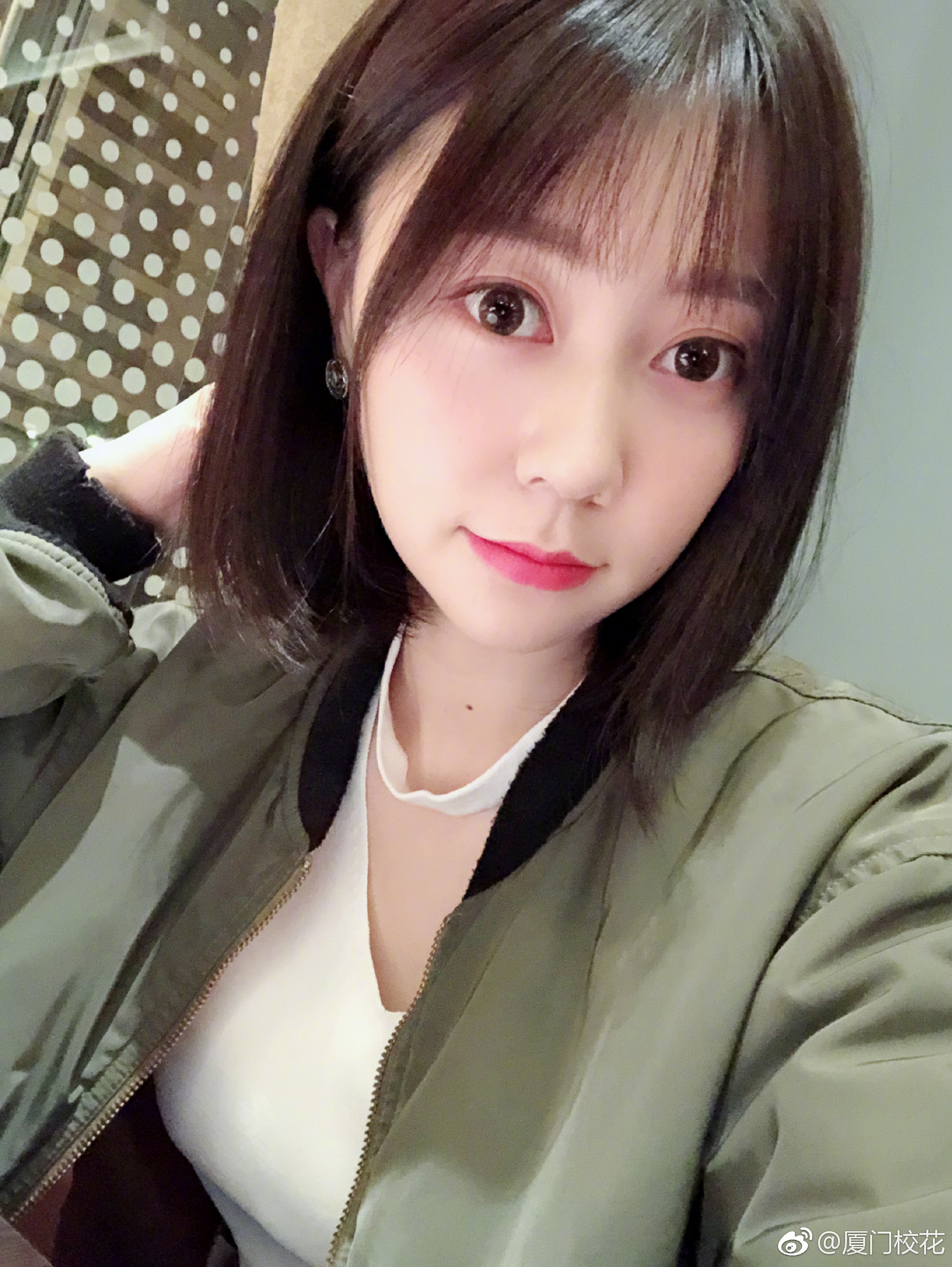 她叫蔡丹琪毕业于集美大学诚毅学院身高161cm处女座