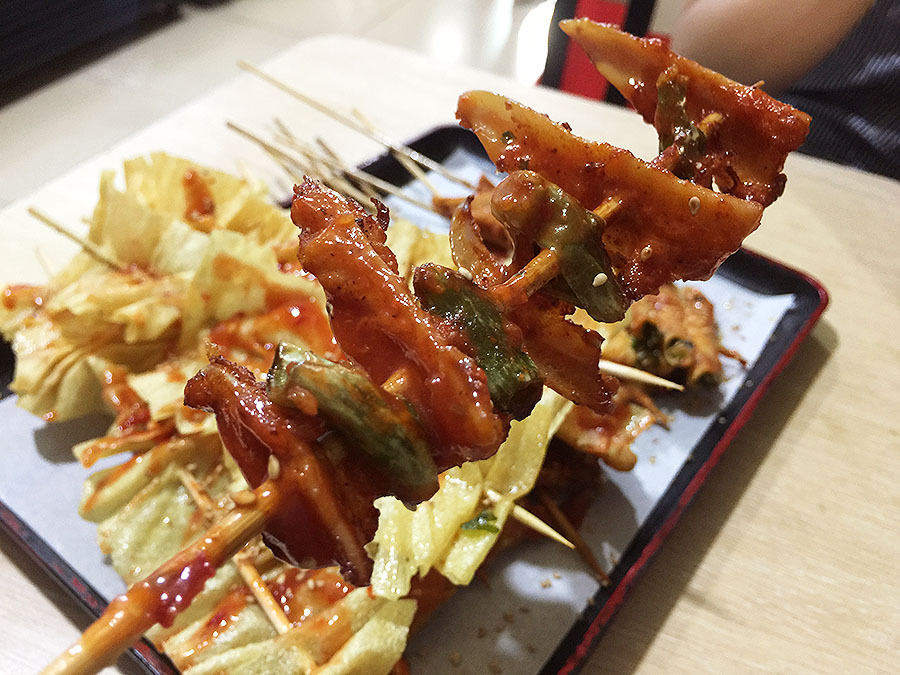 三好街炸串麻辣烫