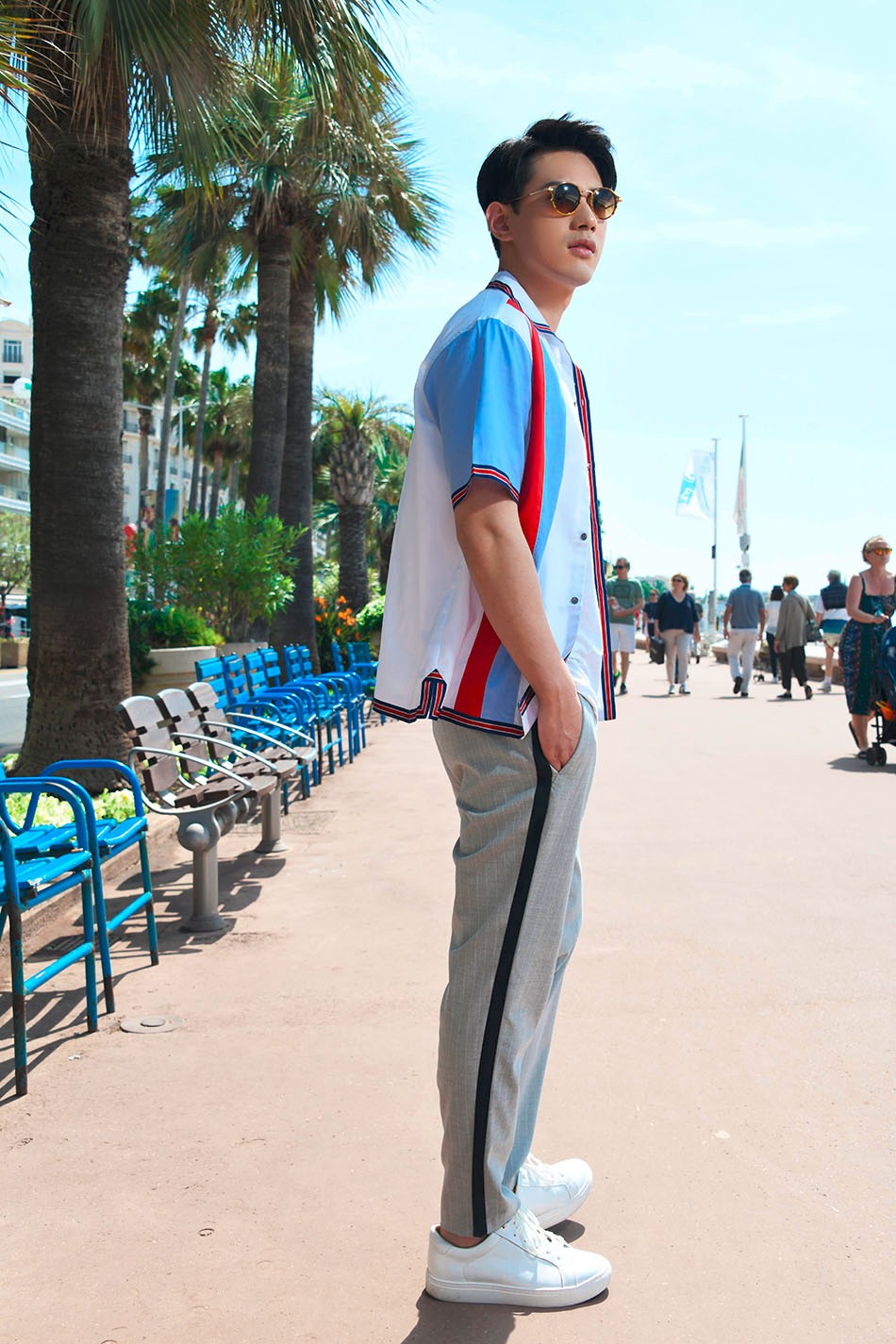 吴建飞率性不羁现身戛纳街头丹凤眼性感撩人显潮男本色