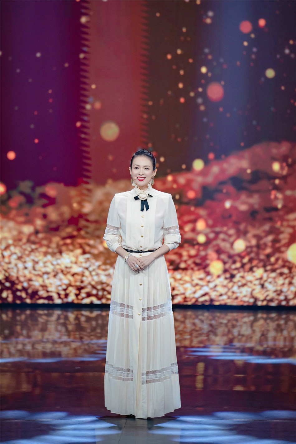 章子怡坐镇《我就是演员》 "立早姐姐"耿直依旧