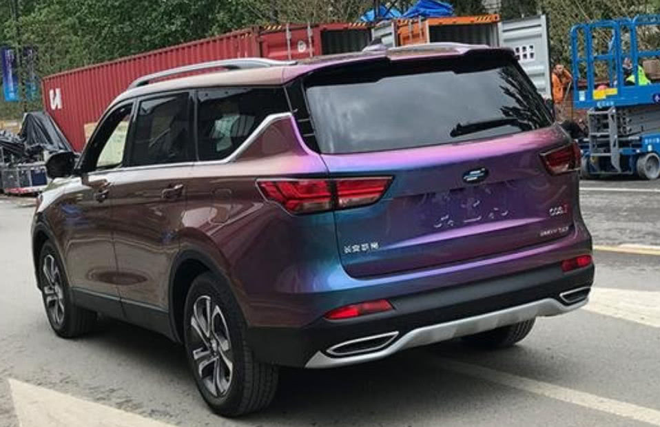 长安全新中型suv欧尚cos1°实车到店,中文名定为科赛1