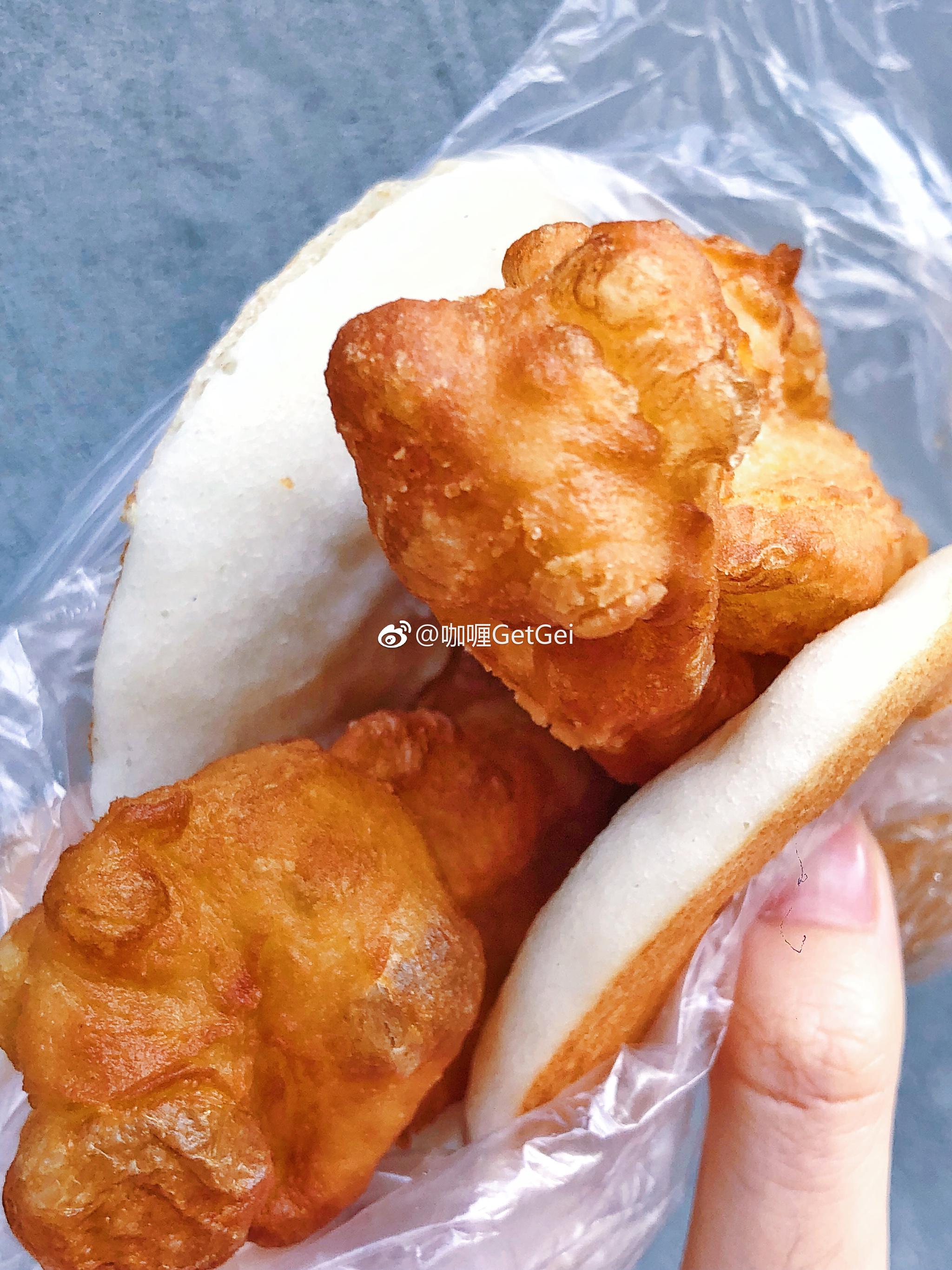 心心念念的米饭饼夹油条,终于在一个早起的早晨喜提