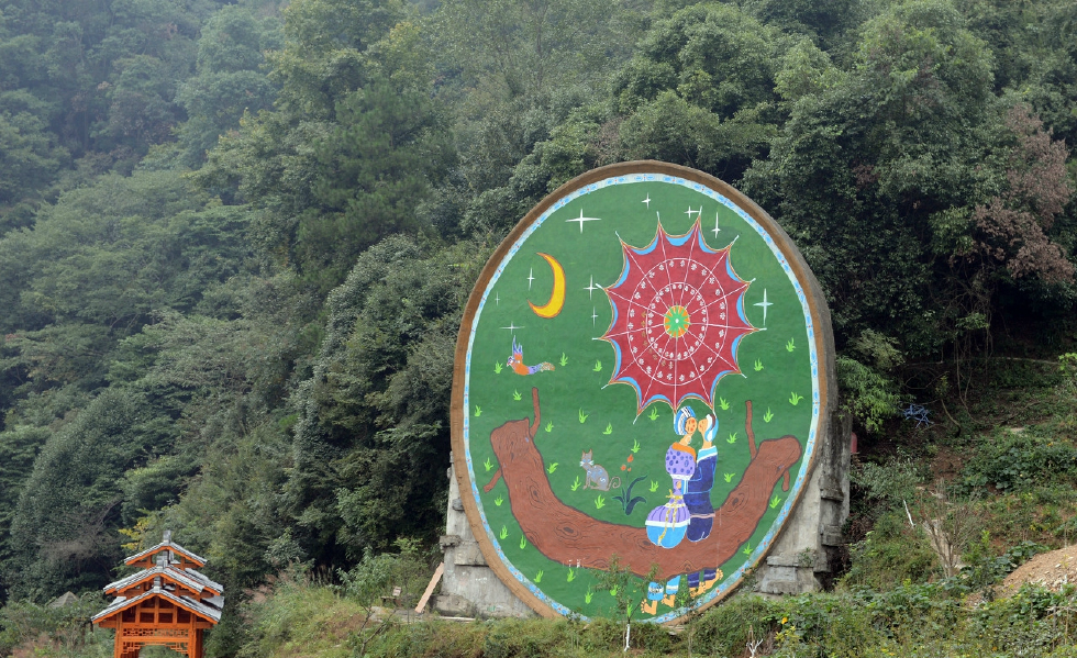 文化中国，古朴平实的民族艺术，布依族簸箕画|簸箕画|布依族|簸箕_新浪新闻