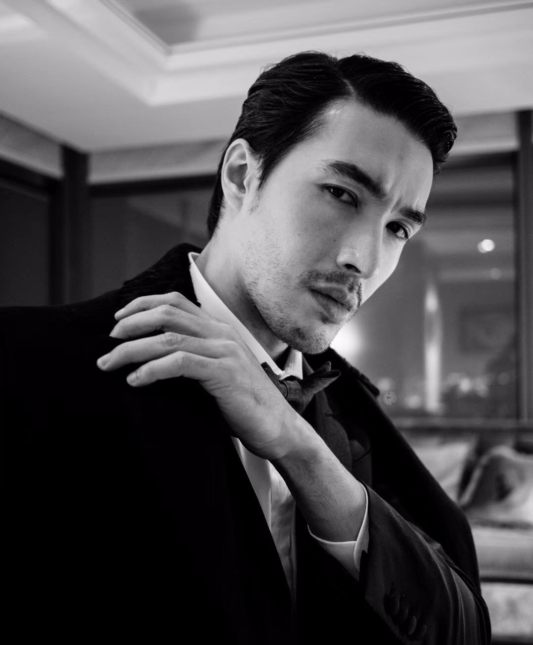 锦荣黑白大片质感高级 尽显贵族绅士范儿