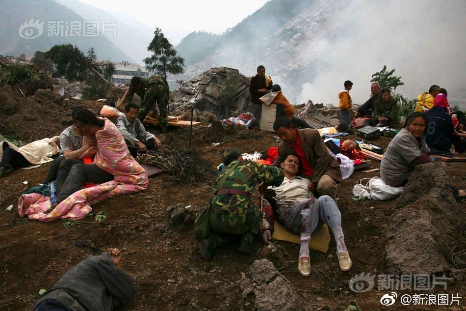 汶川地震的难忘瞬间