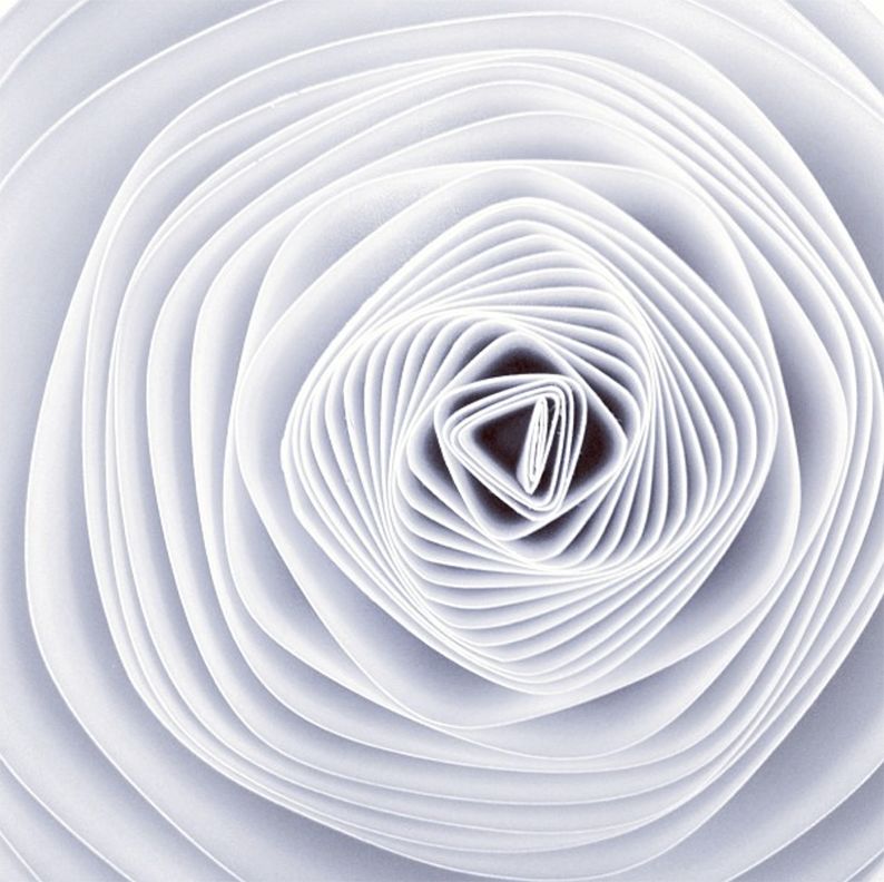 佳作欣赏光影塑造出来的奇妙纸张世界