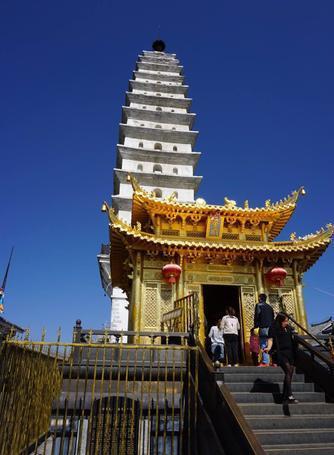 鸡足山人间净土禅修圣地