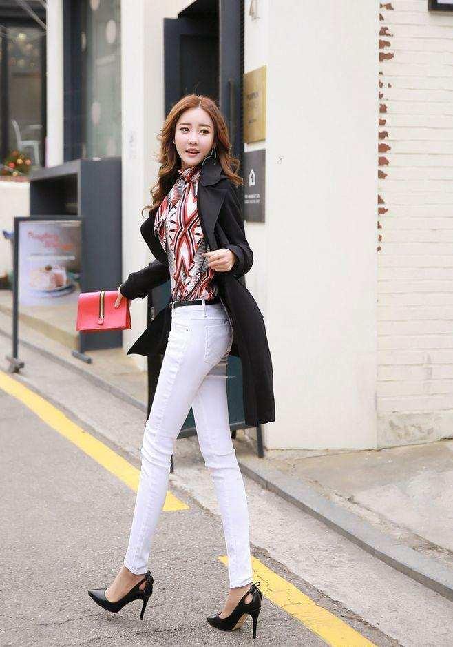 紧身裤让您变得修长又高挑,时尚彰显个性,显高显瘦