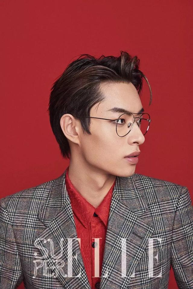 完美的下颌线成为性感男人评判新标准,男星的下颌线你喜欢哪款?