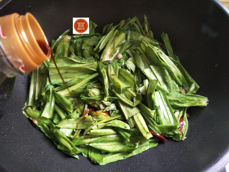 入秋最好的养生菜1块钱1把比青菜好吃清热润燥补铁又补钙