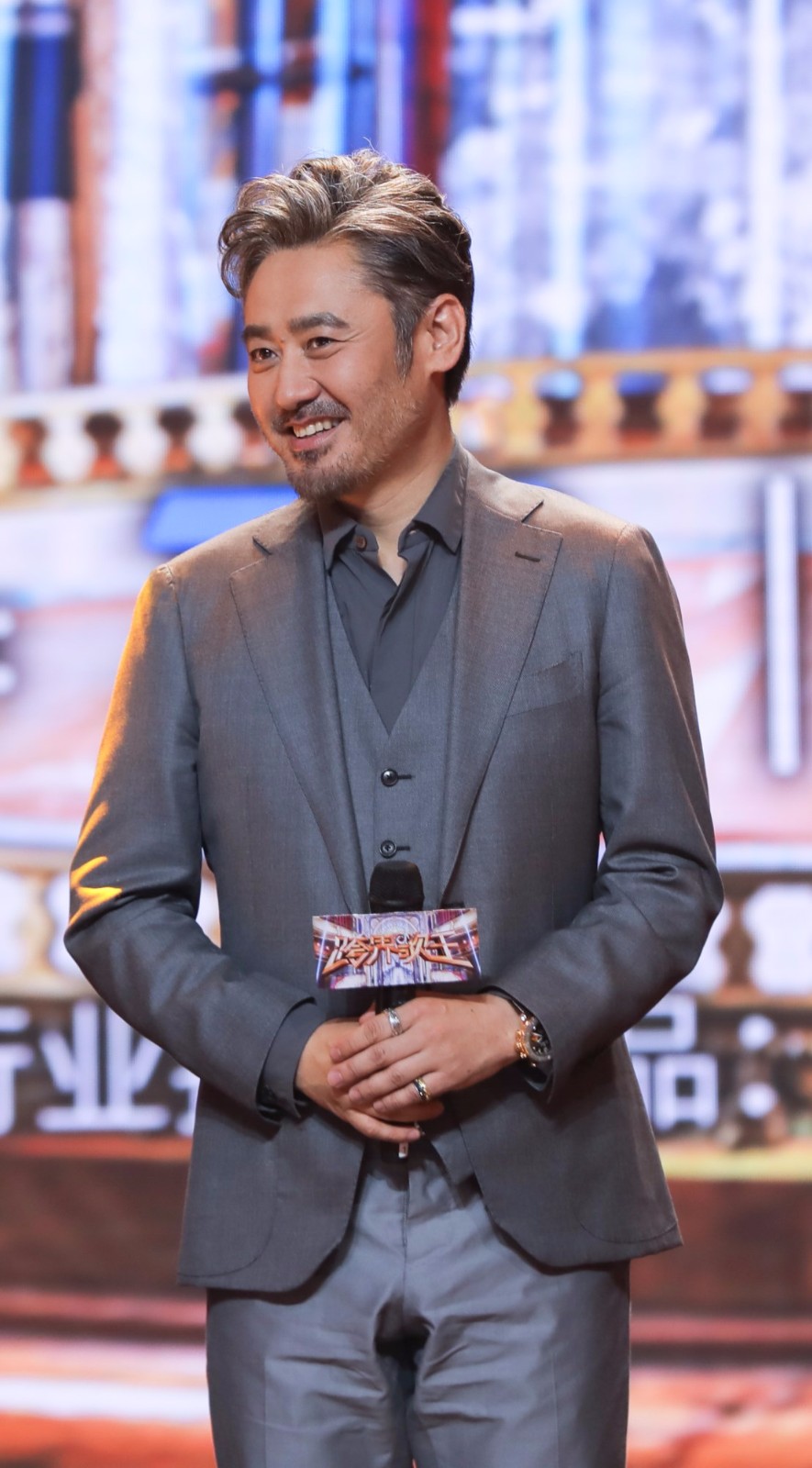 吴秀波加盟《跨界歌王》第三季 坦言"不敢不用心"