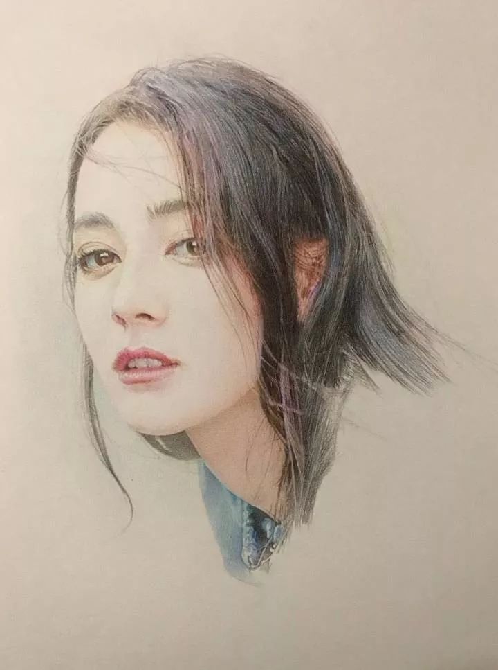 彩铅明星教你画迪丽热巴