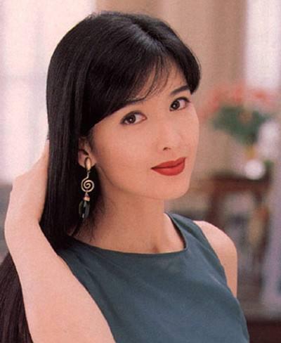 她是《歌手》冠军自曝生育困难 另一位女星为怀孕打过上百针