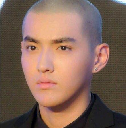 明星的"光头"照,第一个是为争口气,第七个太美,最后一个经典