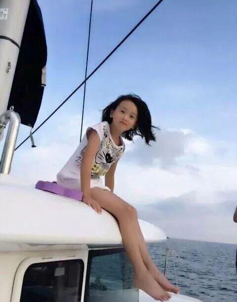 田雨橙不仅遗传田亮的运动天赋更是遗传叶一茜的高颜值