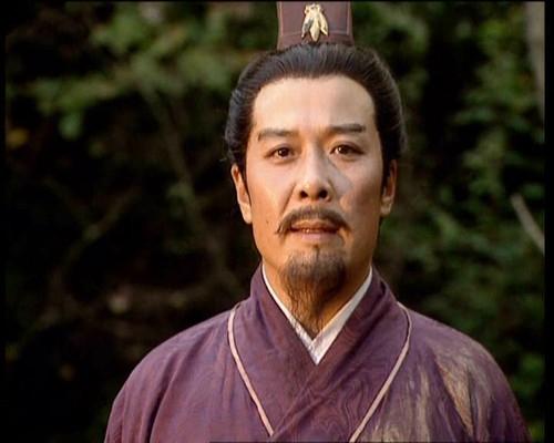 三国演义中最无常的大人物,比吕布更无节操,共跳槽六次!