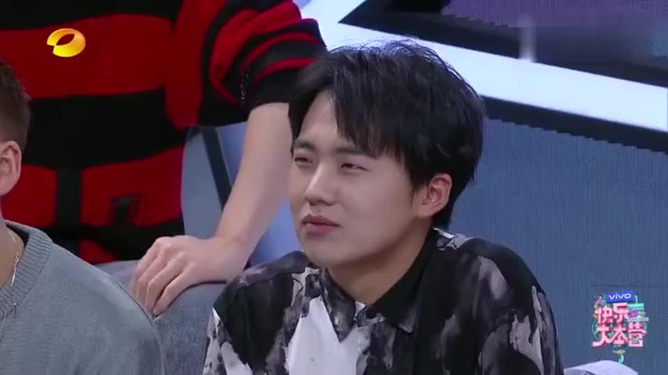 快乐大本营郭麒麟的参赛作品画画感十足陈伟霆的微博文案备受好评