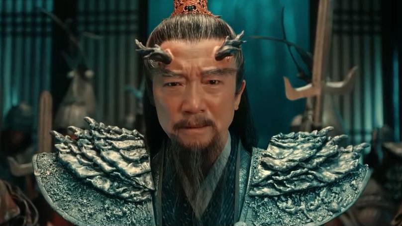 黑龙被释放,夺取东海龙王之位,东海龙王被黑龙所伤