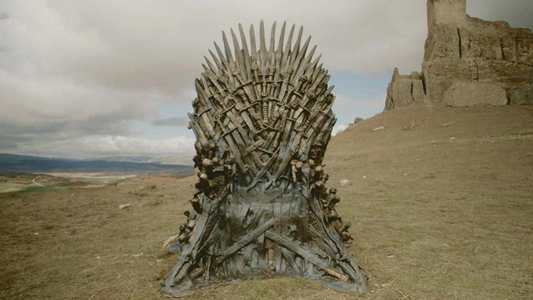 hbo在全球各地藏了6个铁王座,5个已被粉丝找到