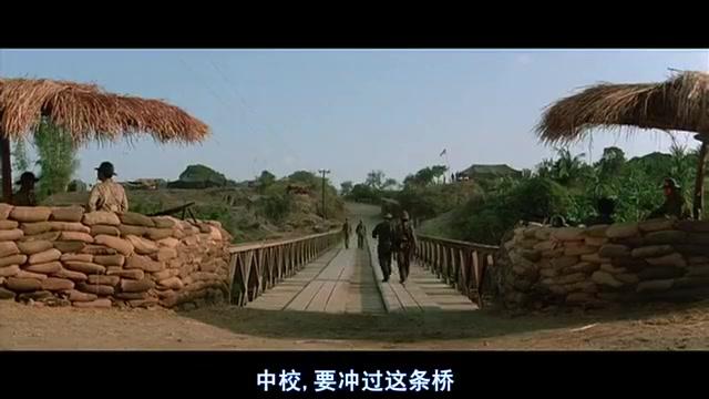 一夫当关万夫莫敌,经典越战猛片全程火拼,火力全开精彩至极