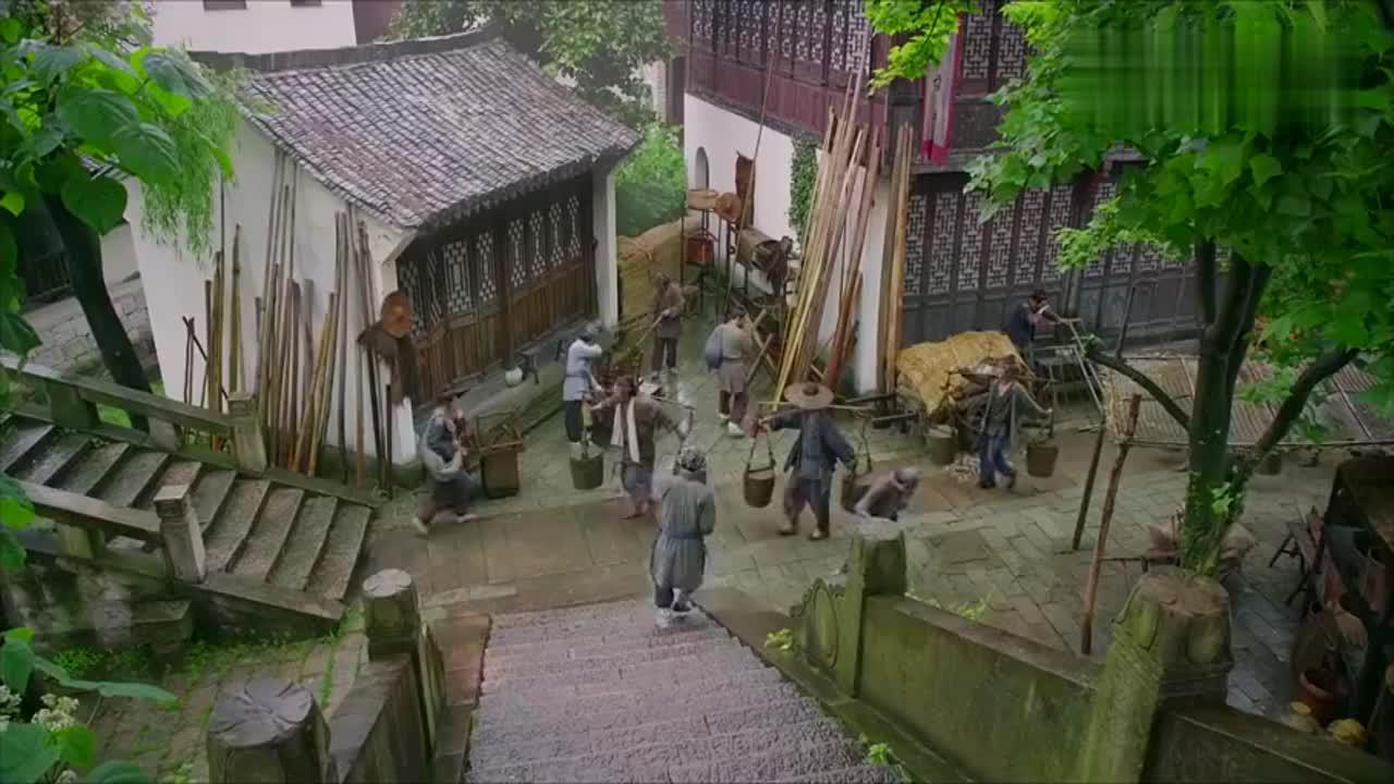 电影：古代挑粪者的行话：人中黄，木犀香，金汁两桶小心提防！_新浪新闻