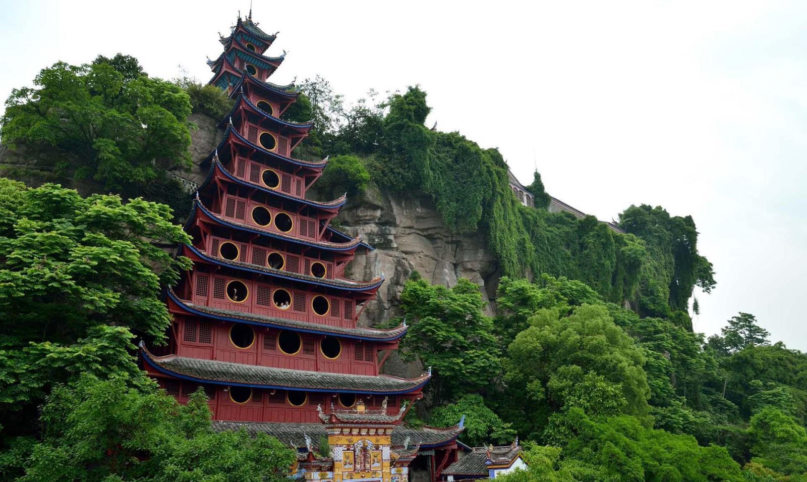 重庆忠县石宝寨, 这个长江"小蓬莱"被誉为世界八大奇异建筑之一