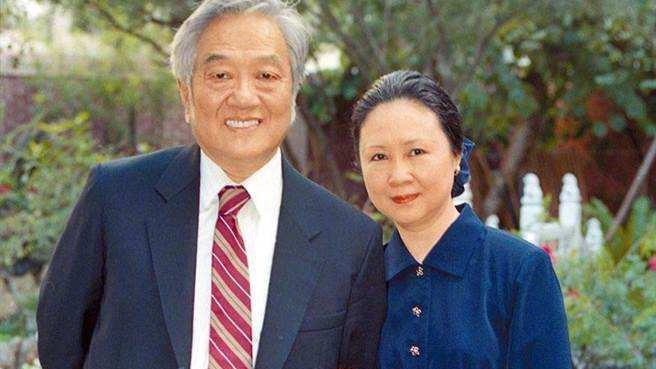 92岁丈夫病逝,琼瑶发长文悼念:永别了我爱!真名首次曝光!