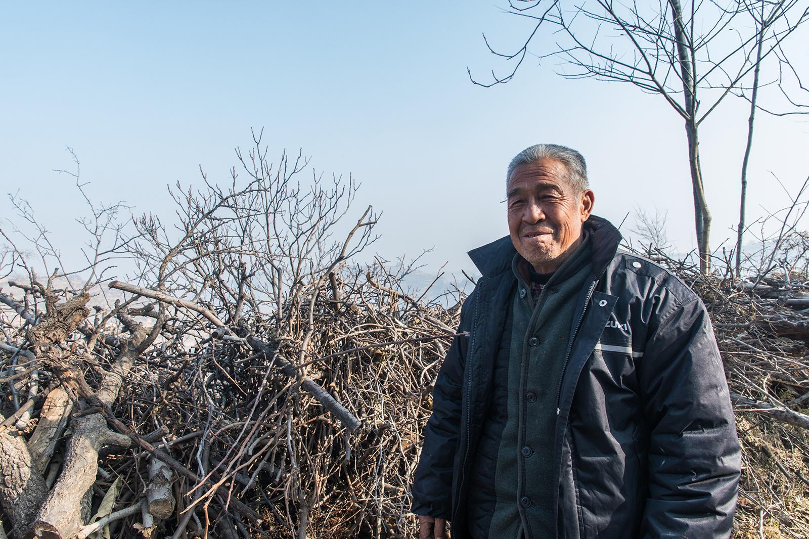 七旬老人在山里种地一年挣七万元,既能锻炼身体,又环保无污染