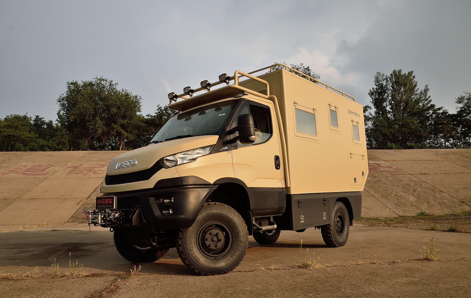 越野房车依维柯daily4x4房车上山下海随你