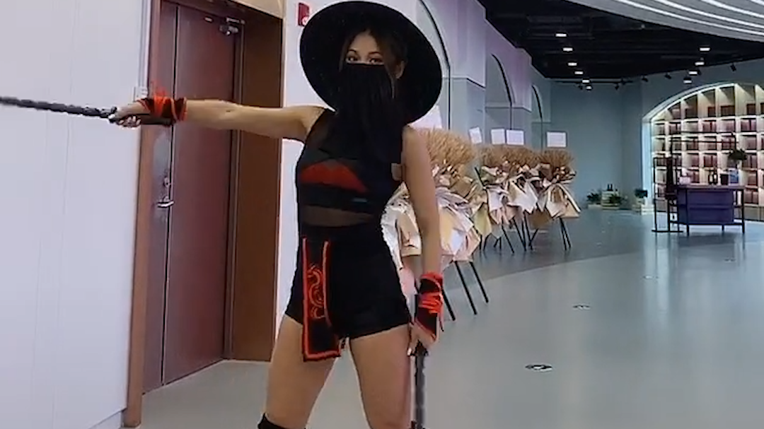 《野狼disco》洗脑神曲,性感女忍者一上场,直接画龙就完事了!