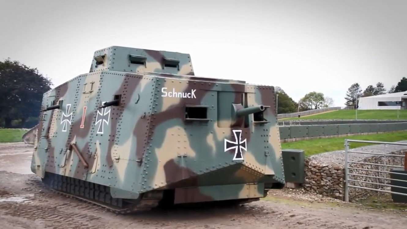 坦克博物馆的一辆老式坦克,仿造于德国一战时期的a7v坦克!