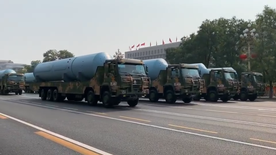 战略打击模块:巨浪-2导弹方队!