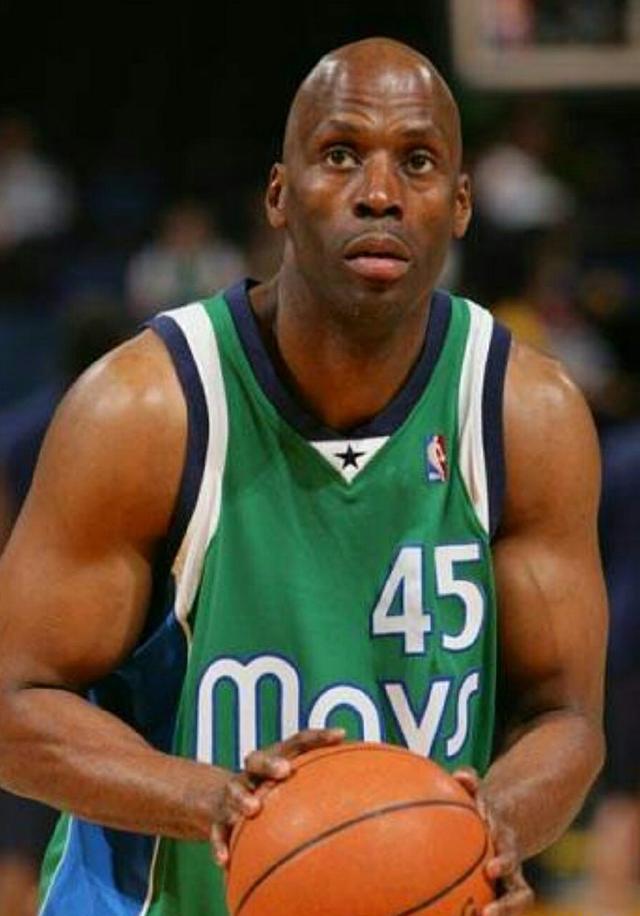 40岁还能征战nba的球员盘点飞人卡特现役最年长