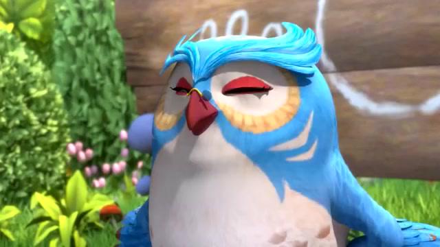 熊熊乐园第三季:熊大摘了好多的蓝莓啊!力气真大!