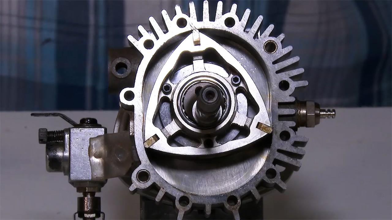 实拍转子发动机做功全程转速达29000转用在赛车上会不公平