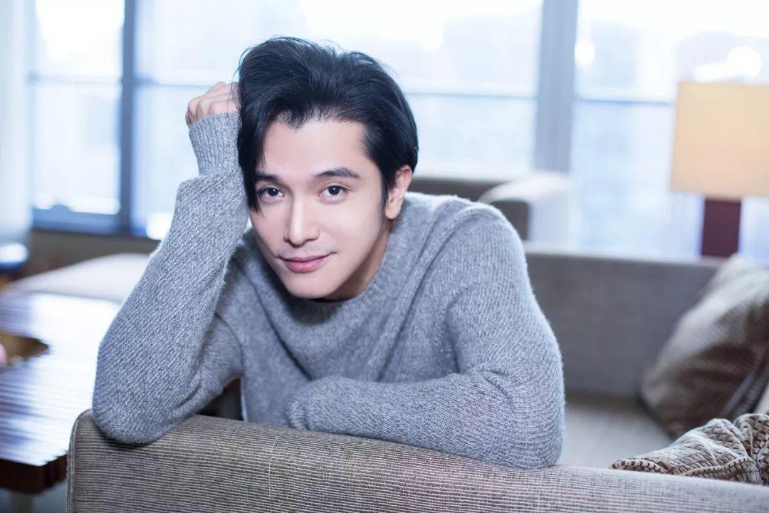 抛开唐嫣和于正,还原最真实的邱泽|专访