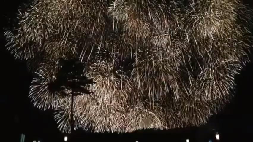 日本的"四尺玉"的燃放太好看了吧,堪称世界上最大的烟花