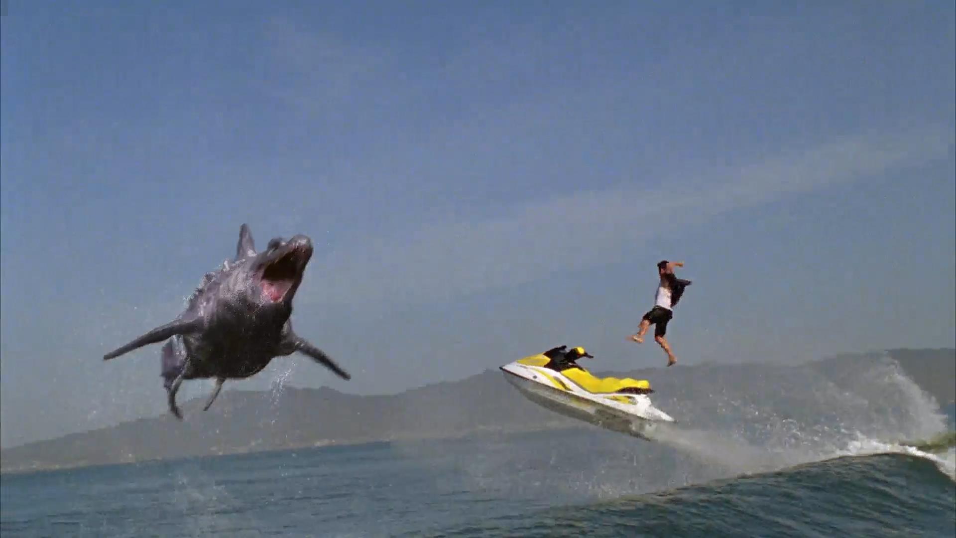 一条远古食人鲨复活,疯狂攻击人类,从此称霸海洋为所欲为!