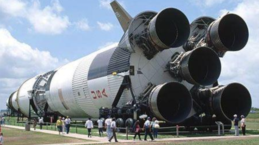 重磅!歼-10b推力矢量验证机珠海航展首秀