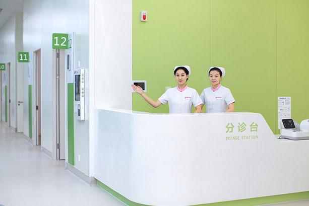 门诊导医服务暖人心,河豚引路院内智能导诊更高效|导航|导医|导诊_新浪新闻